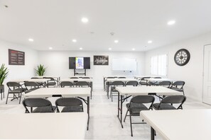 Meeting facility - Brawley Inn (Brawley)