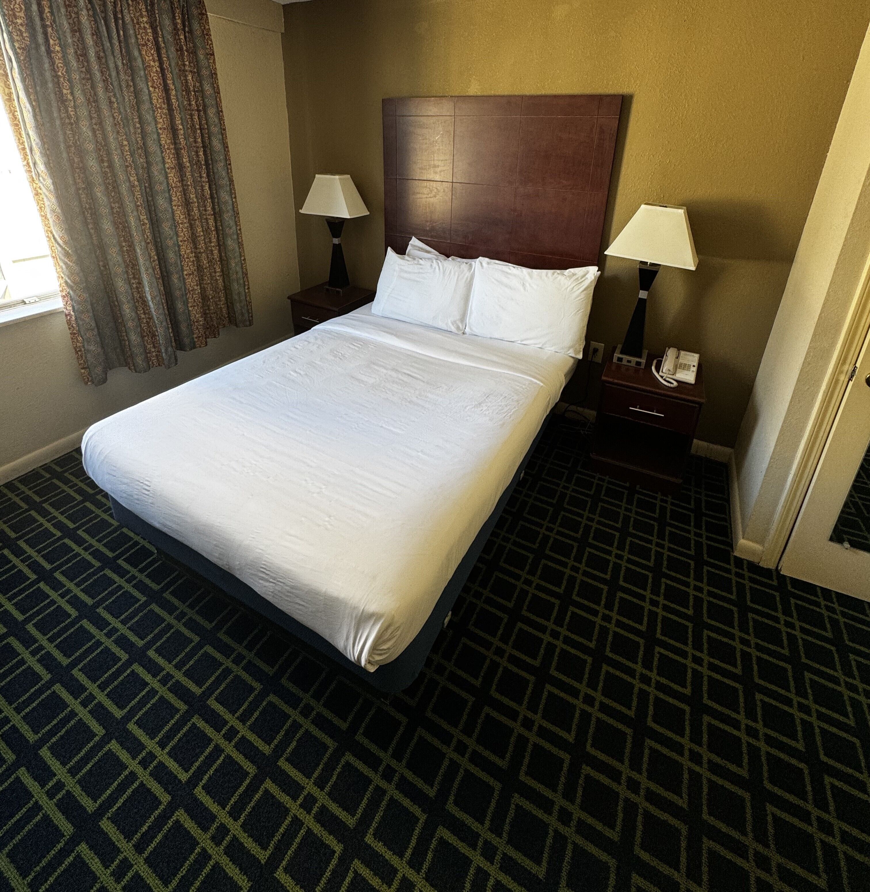 Photo - Barclay Hotel Atlanta Downtown