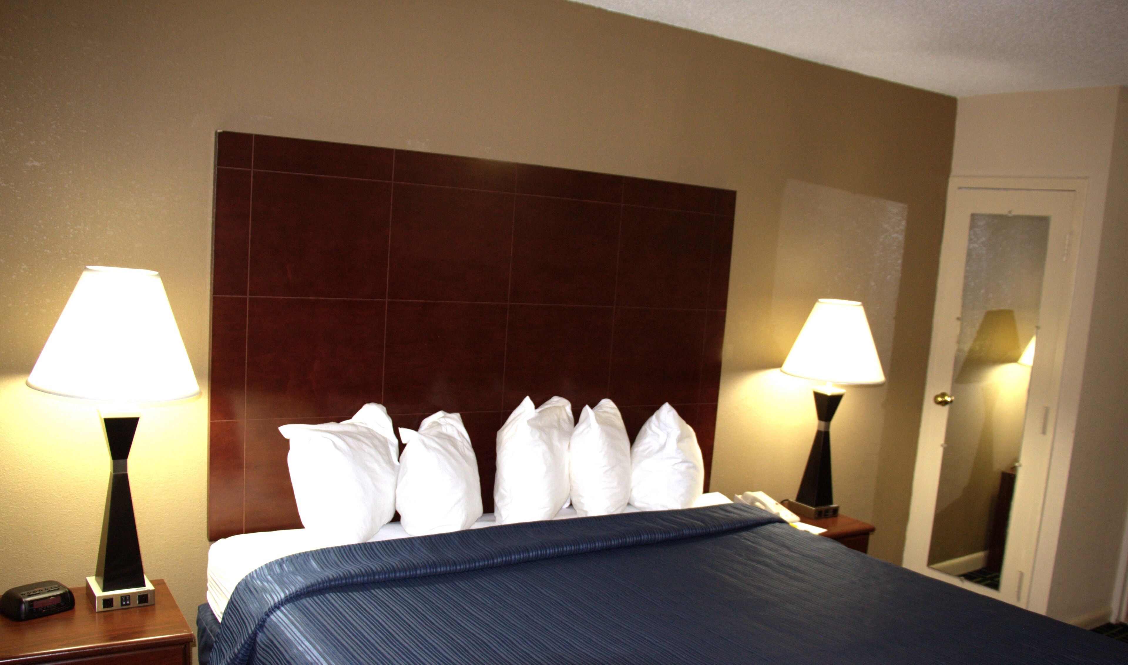 Standard Single Room | Desk, laptop workspace, iron/ironing board, free WiFi