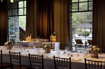 Meeting space at PlumpJack Inn