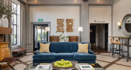 Inn Marin and Suites, an Ascend Collection Hotel