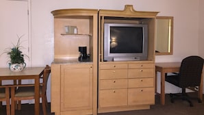Chambre Standard, 2 grands lits, non-fumeur | Literie de qualité, accès au Wi-Fi (inclus), réveille-matin