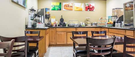Free daily continental breakfast