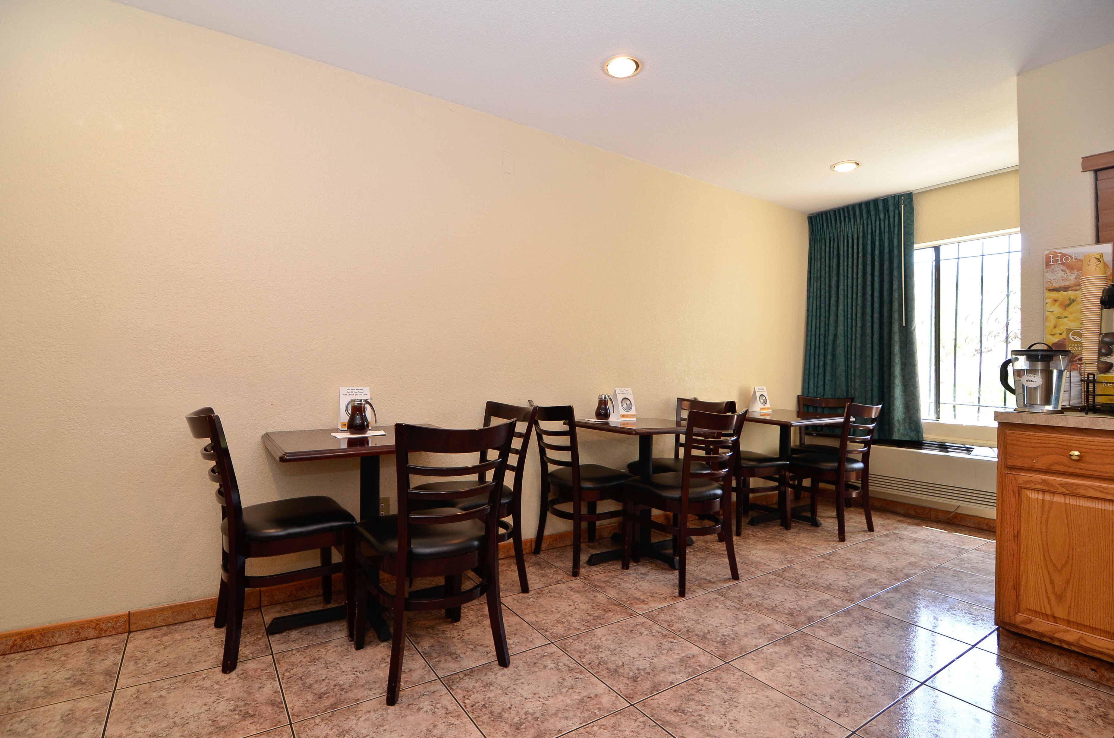 Photo - Quality Inn San Diego I-5 Naval Base