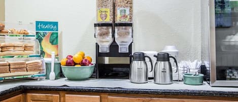 Free daily continental breakfast