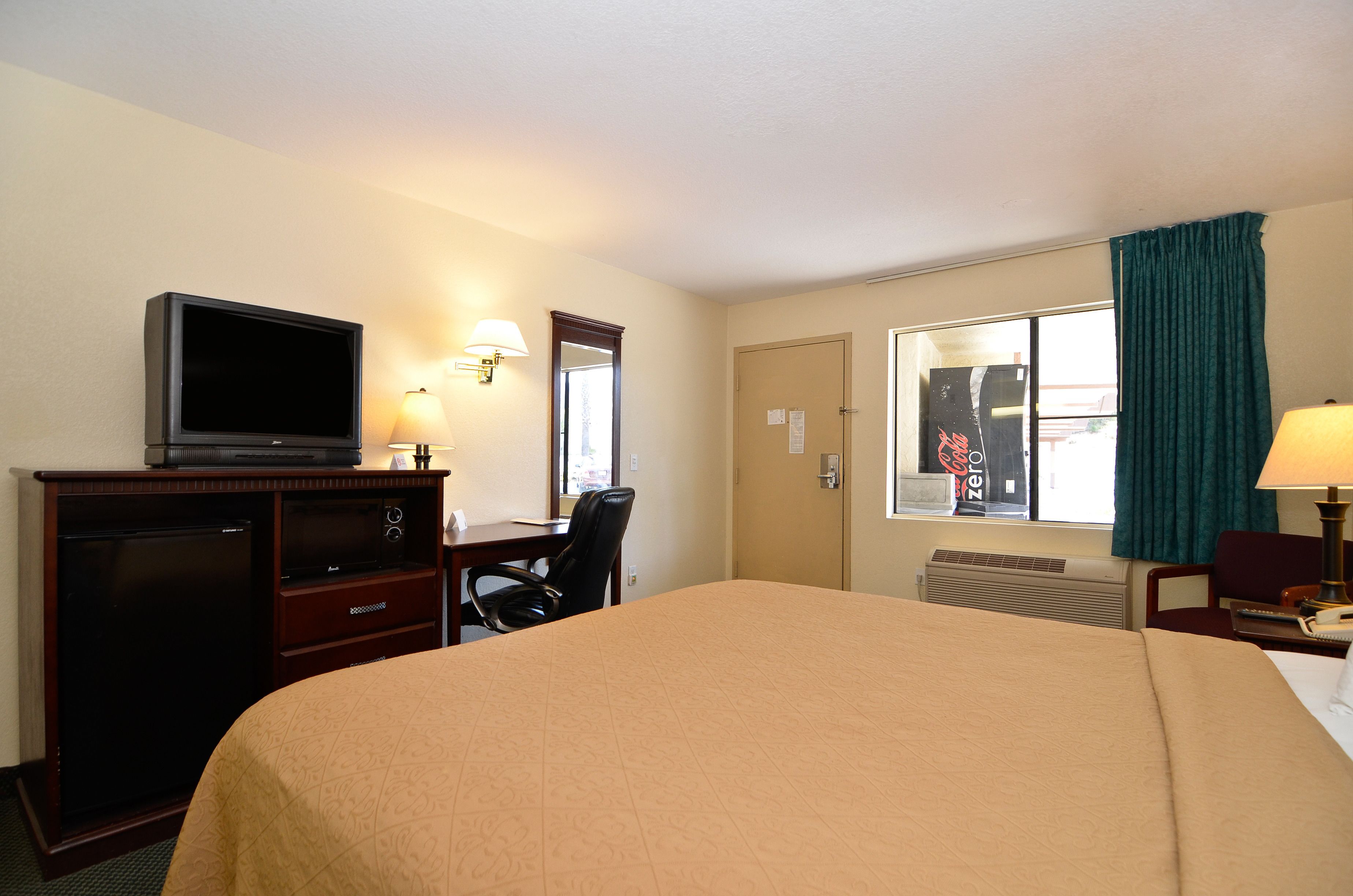 Photo - Quality Inn San Diego I-5 Naval Base