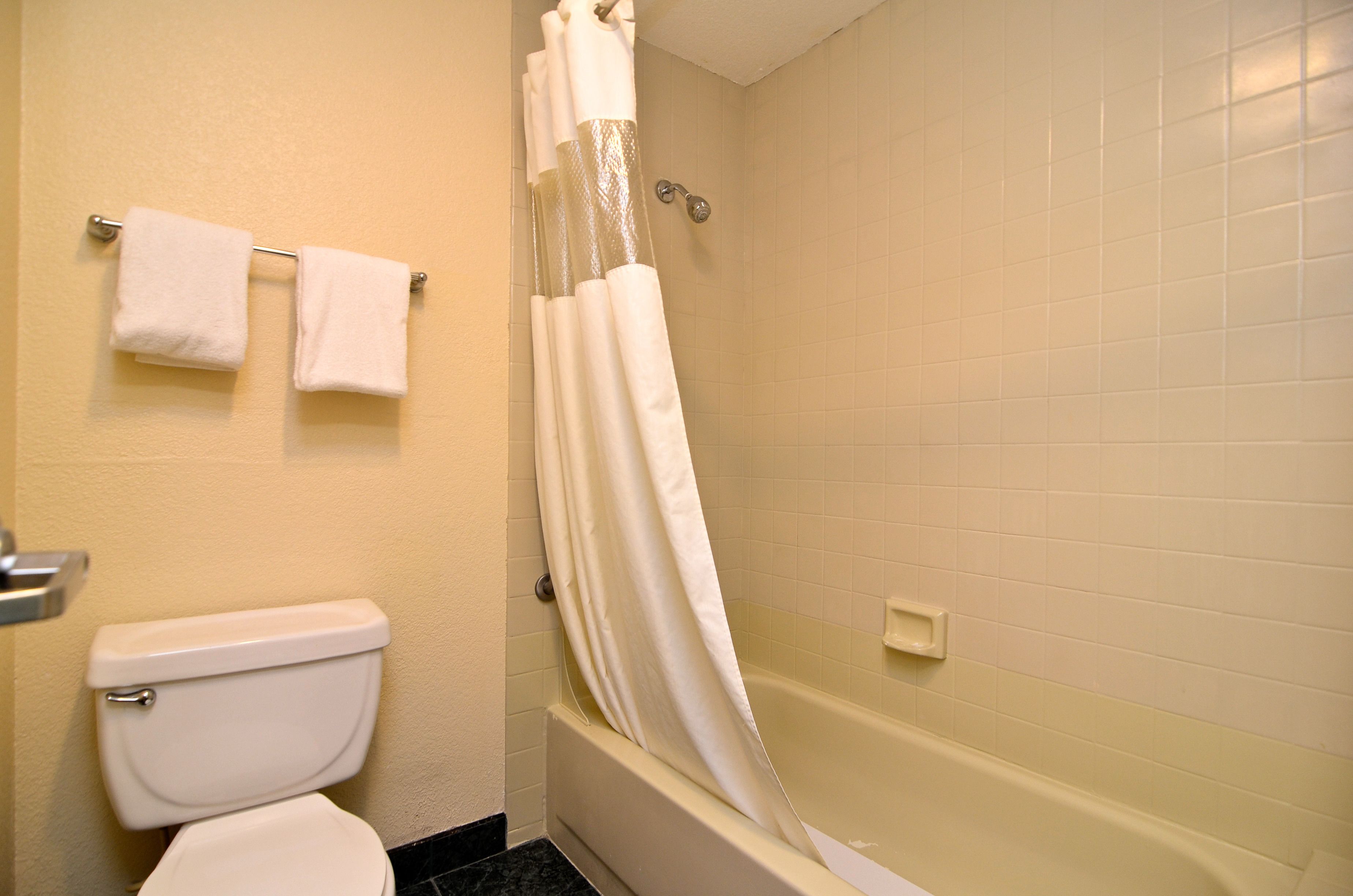 Photo - Quality Inn San Diego I-5 Naval Base