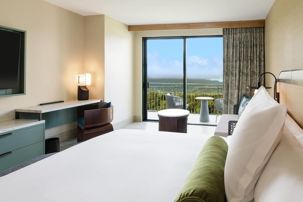 Premium bedding, down comforters, pillowtop beds, in-room safe