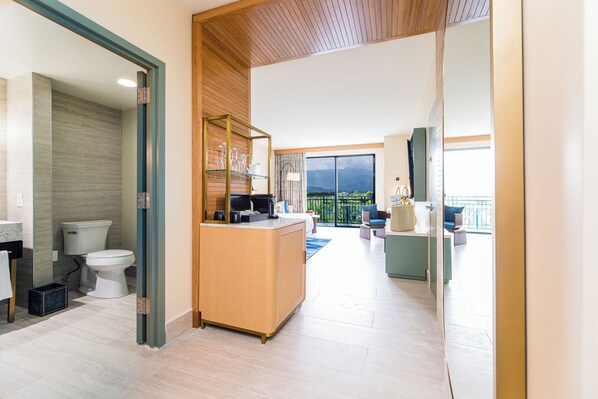 เครื่องนอนระดับพรีเมียม, ผ้านวมขนเป็ด, เตียงพร้อมฟูกเสริมที่นอน