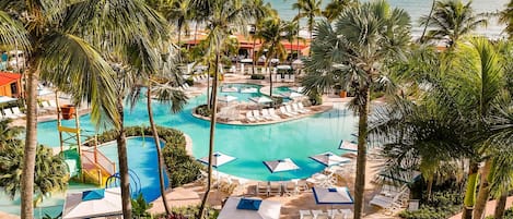 5 piscines extérieures, tentes de plage, parasols de plage