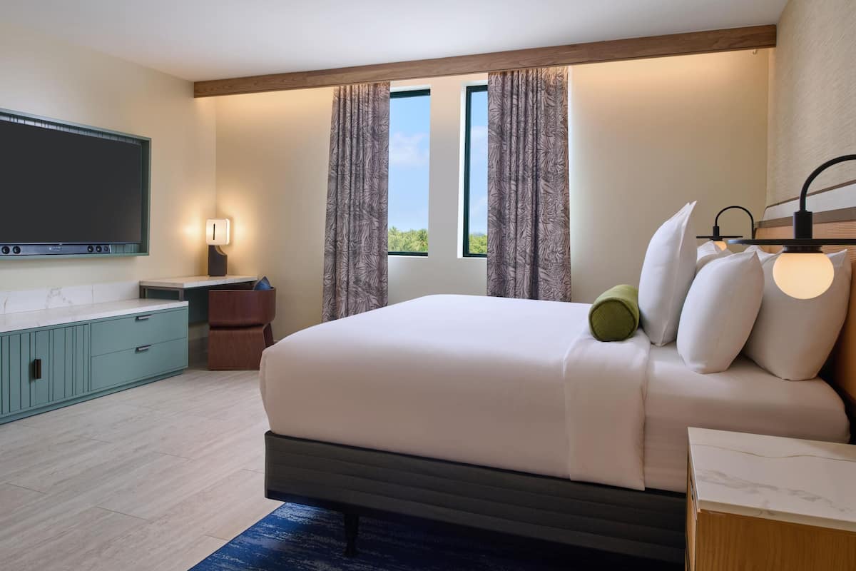 Suite (Governor)