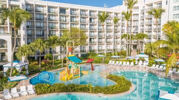 4 outdoor pools, open 8:00 AM to 10:00 PM, cabanas (surcharge)