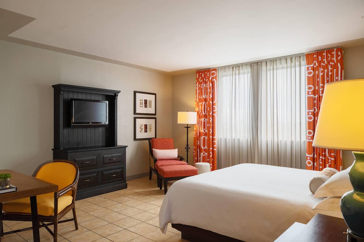 Suite, 1 trÚs grand lit, vue océan | Literie de qualité supérieure, couette en duvet d'oie, surmatelas