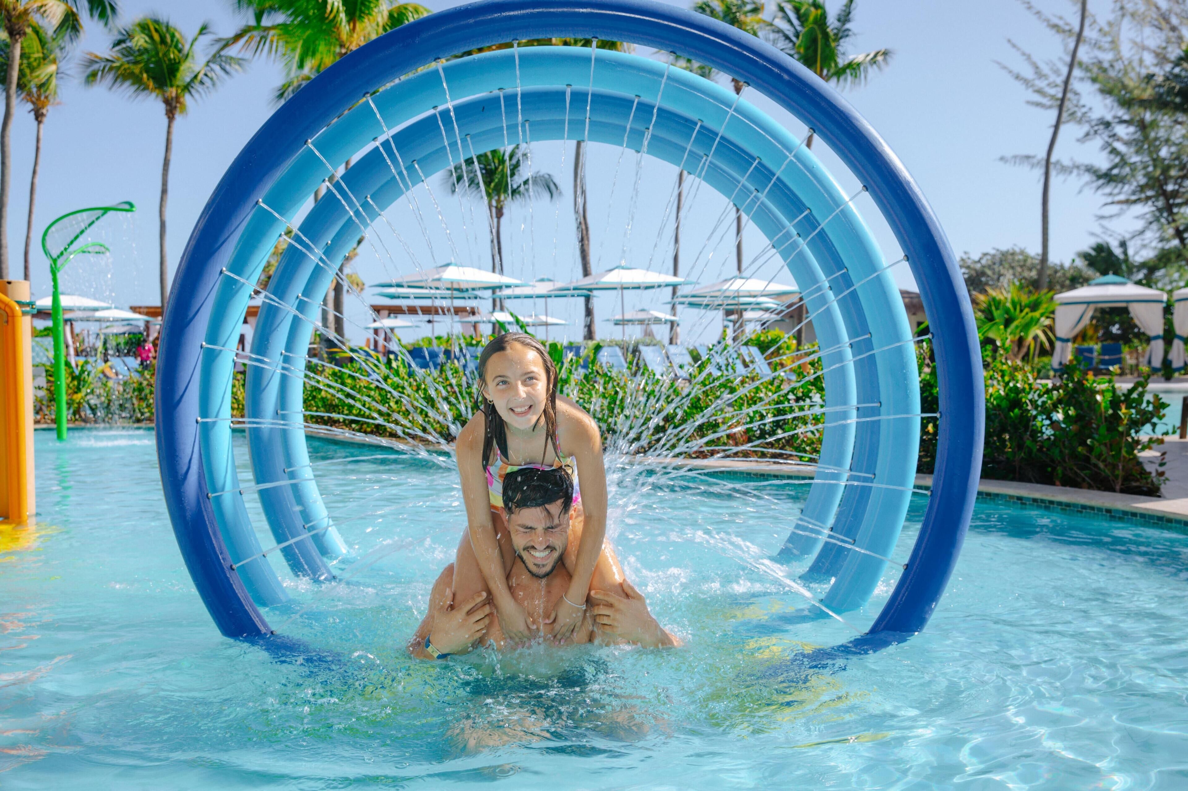 5 piscines extérieures, tentes de plage, parasols de plage
