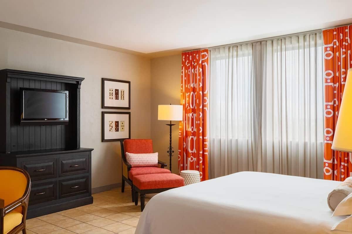 Suite, 1 King Bed, Ocean View (Atlantic)