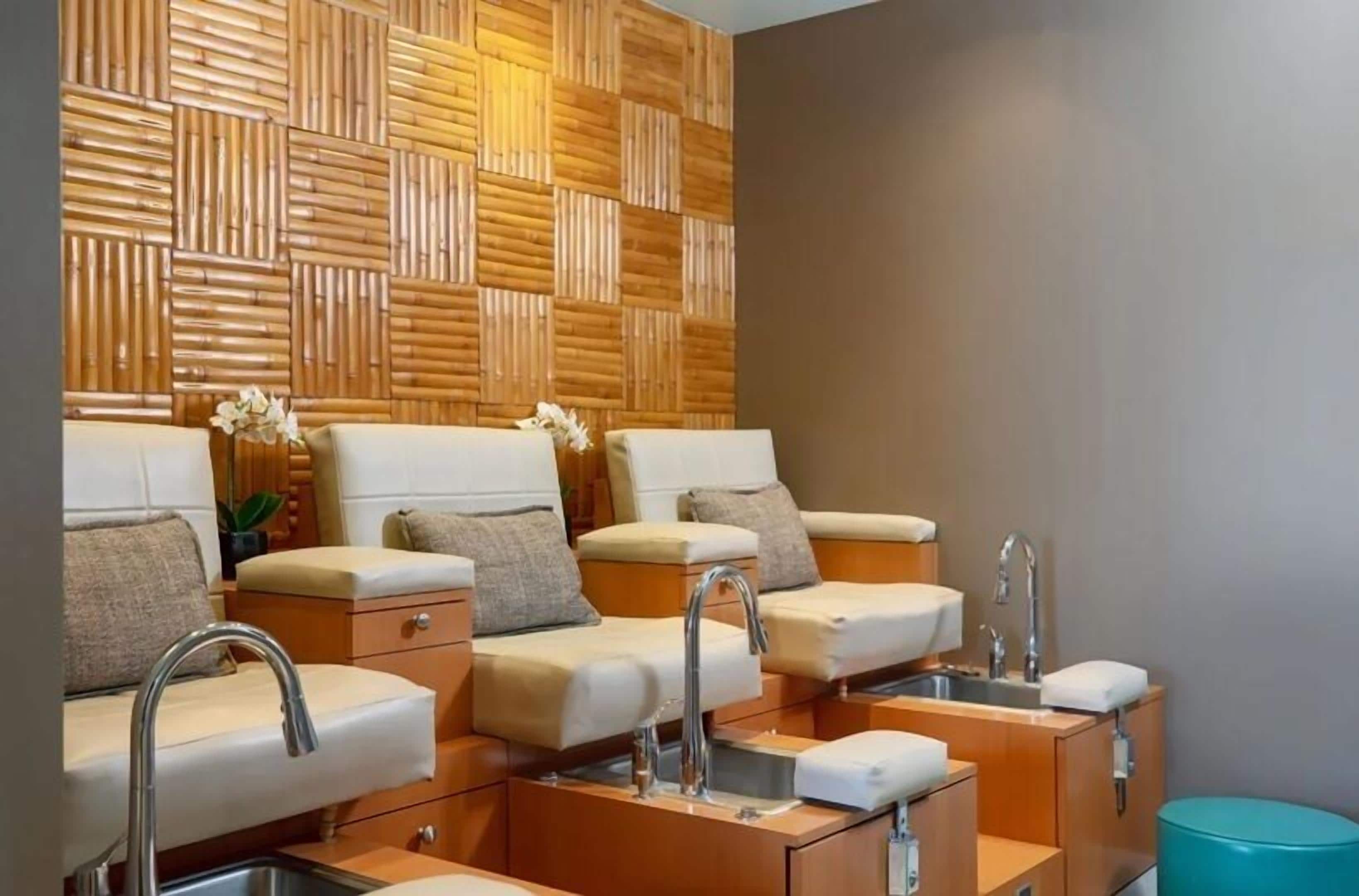 Salas de tratamiento para parejas, sauna y baño de vapor 