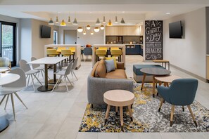 매일 테이크아웃 무료 아침 식사 포함