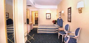 Minibar, in-room safe, desk, soundproofing
