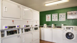 Ruang laundry