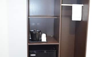 Desk, laptop workspace, free WiFi, bed sheets