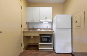 Studio, 1 Queen Bed, Accessible, Non Smoking | Private kitchen | Fridge, microwave, stovetop