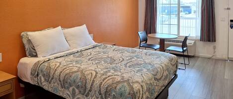 Desk, laptop workspace, iron/ironing board, rollaway beds