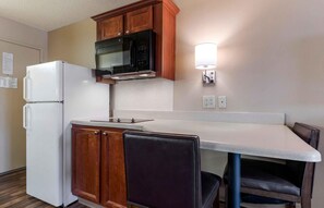 Estudio, 2 camas dobles, no fumadores | Cocina privada | Frigorífico, microondas y placa de cocina