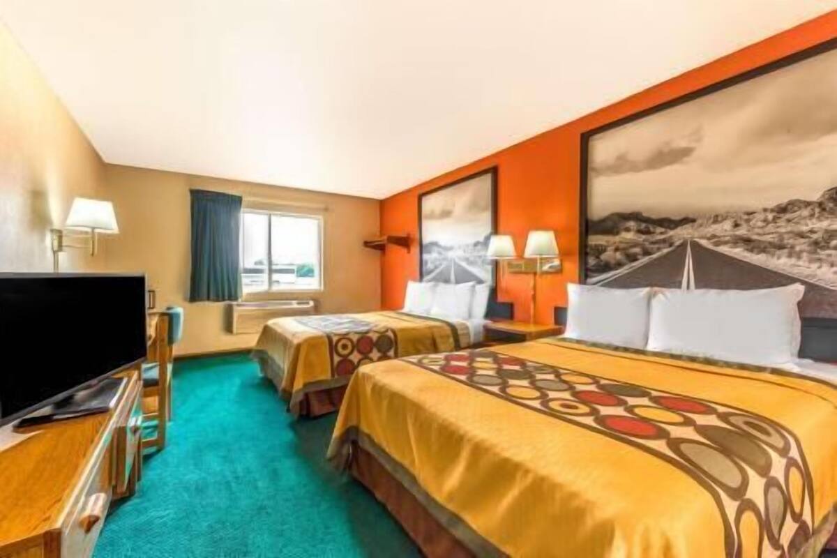 Desk, rollaway beds, free WiFi, bed sheets