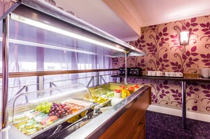 Daily English breakfast (GBP 11.95 per person)