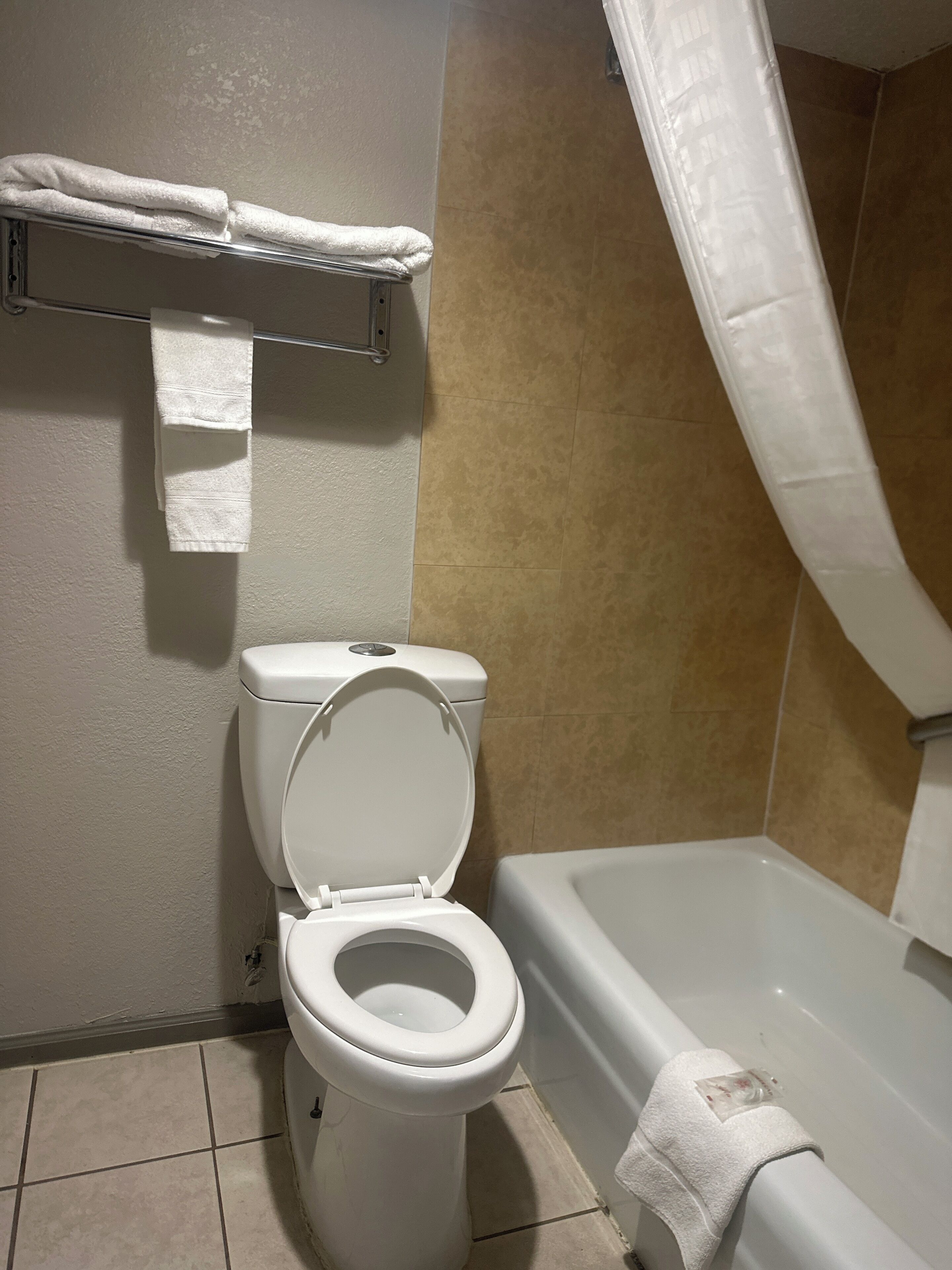 Desk, iron/ironing board, rollaway beds, free WiFi