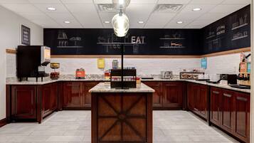 Free daily buffet breakfast