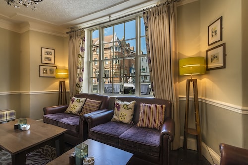 The Royal Oak Hotel, Welshpool, Mid Wales