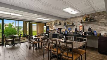 Free continental breakfast