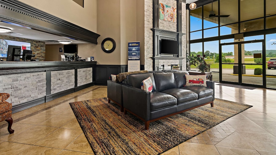 Best Western Windsor Suites