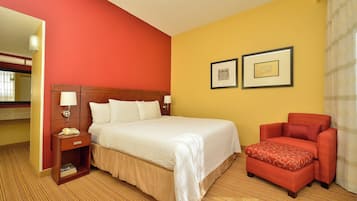 Suite, 1 King Bed with Sofa bed | Premium bedding, desk, laptop workspace, blackout drapes