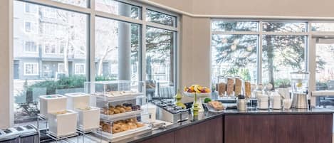 Desayuno buffet incluido todos los días