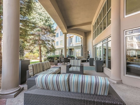 Exterior. La Quinta Inn & Suites by Wyndham Denver Tech Center