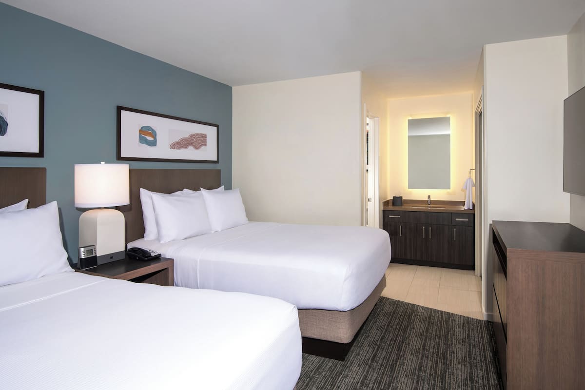 Suite, Multiple Beds