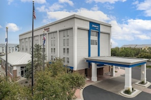 Exterior - Hampton Inn Denver-International Airport (Denver)