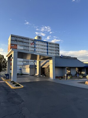 Front of property - Holiday Inn Express Denver Central North by IHG (Denver)