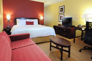 Room, 1 King Bed with Sofa bed | In-room safe, individually decorated, individually furnished, desk - Courtyard by Marriott Houston Hobby Airport (Houston)
