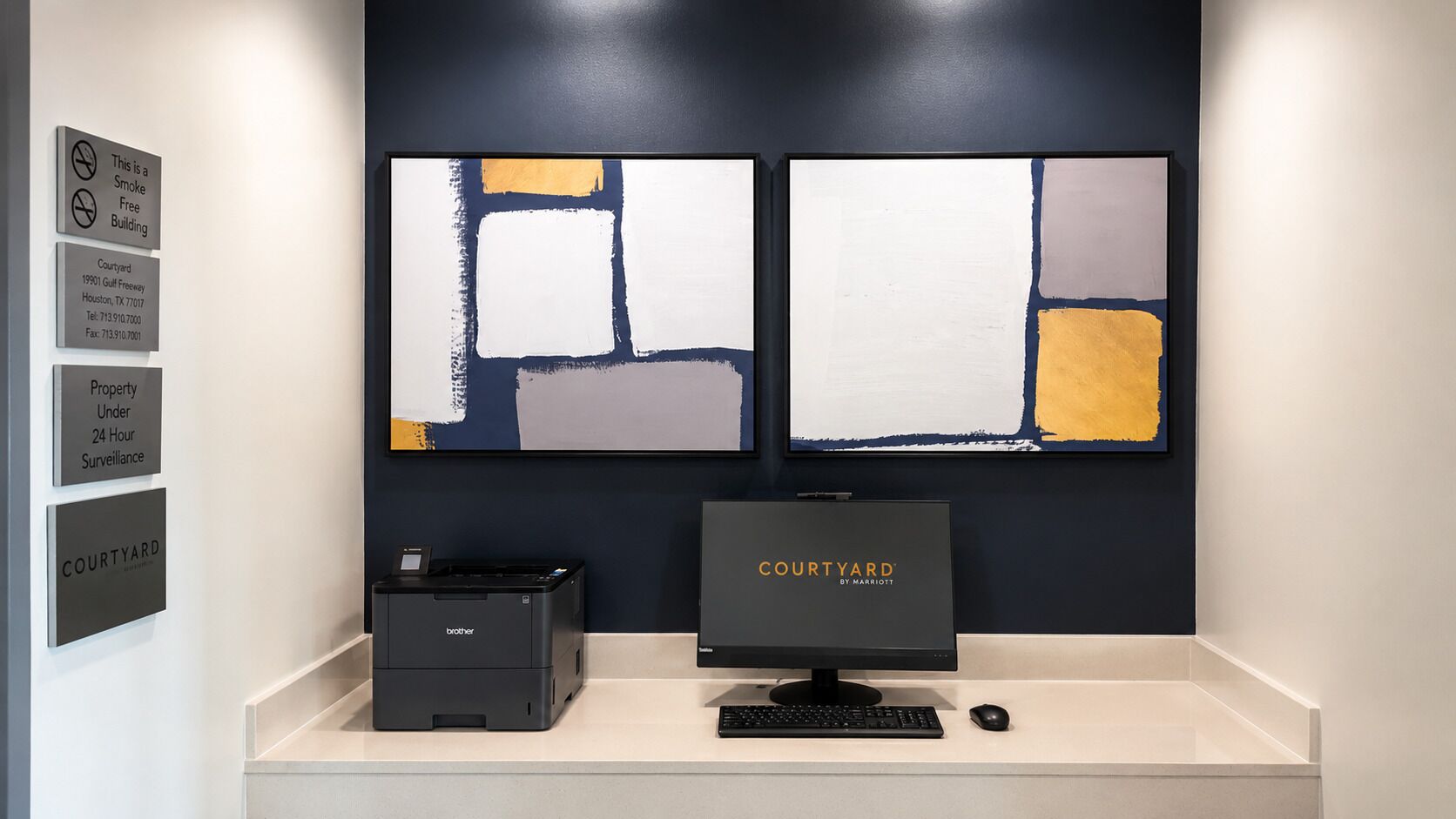 Photo - Courtyard by Marriott Houston Hobby Airport