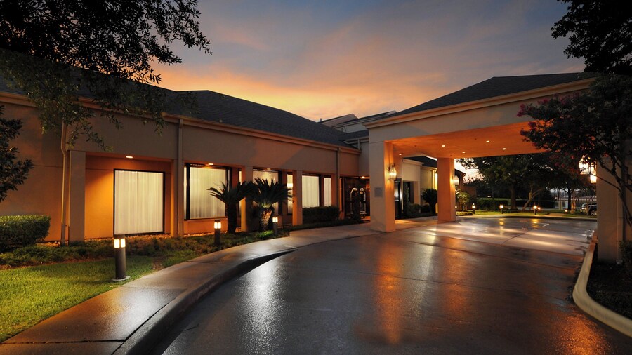 Courtyard by Marriott Houston Hobby Airport