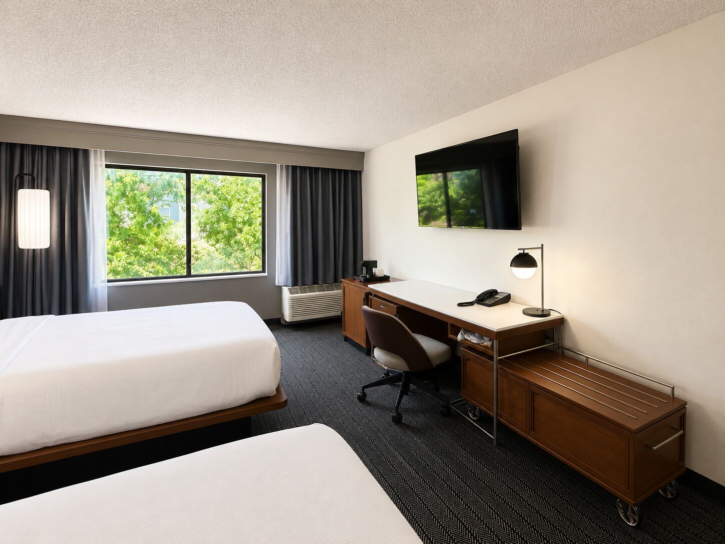 Photo - Courtyard by Marriott Houston Hobby Airport