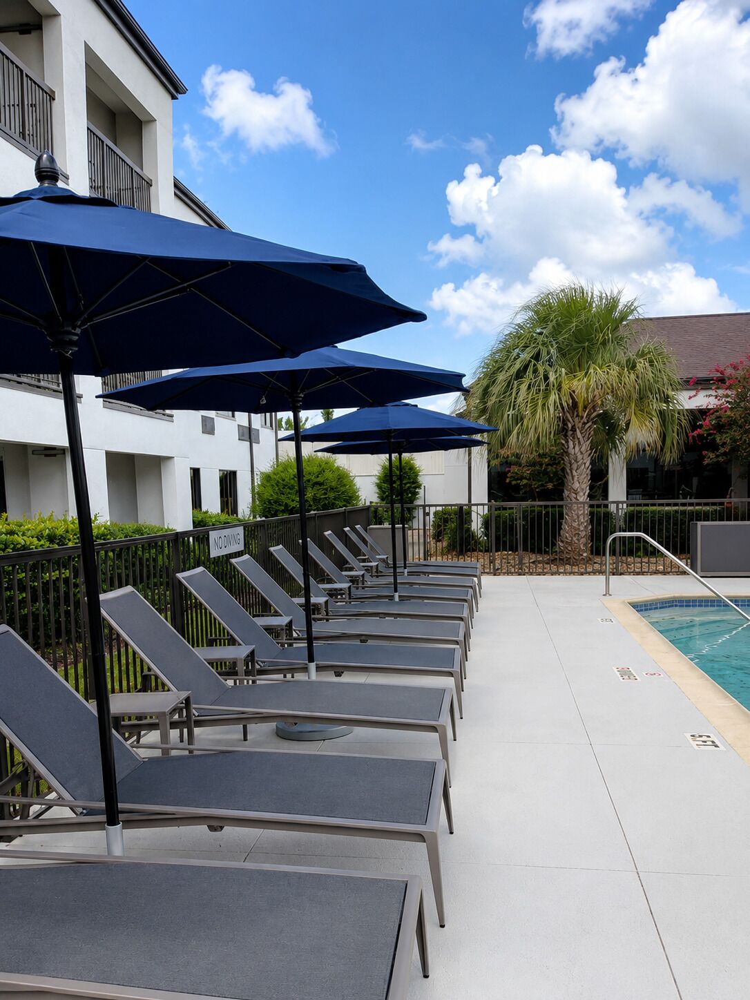 Photo - Courtyard by Marriott Houston Hobby Airport