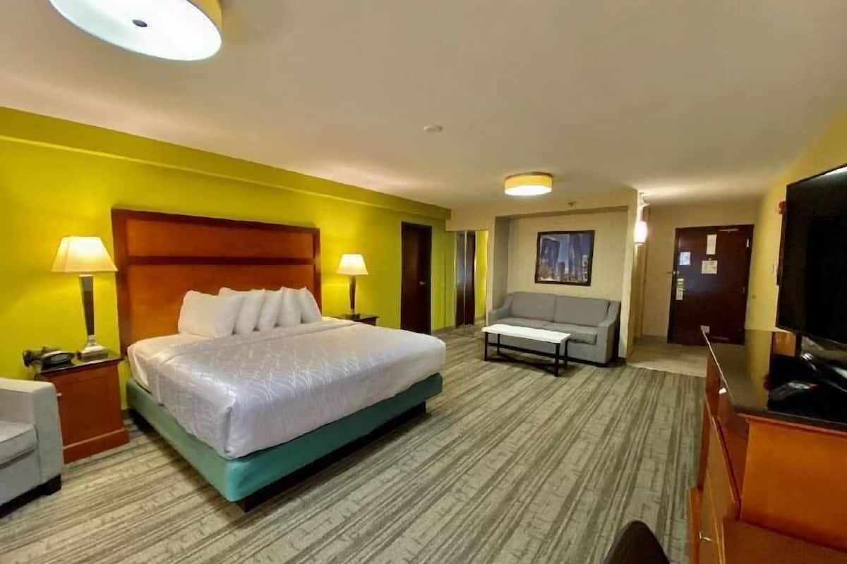 Desk, laptop workspace, soundproofing, iron/ironing board