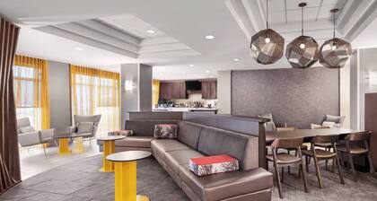 SpringHill Suites Houston Hobby Airport