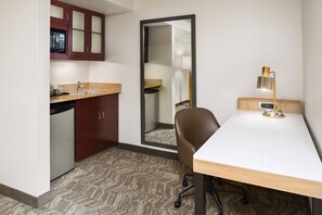 Fridge, microwave, coffee/tea maker