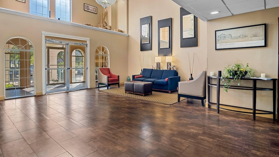 Quality Suites Irving-Las Colinas