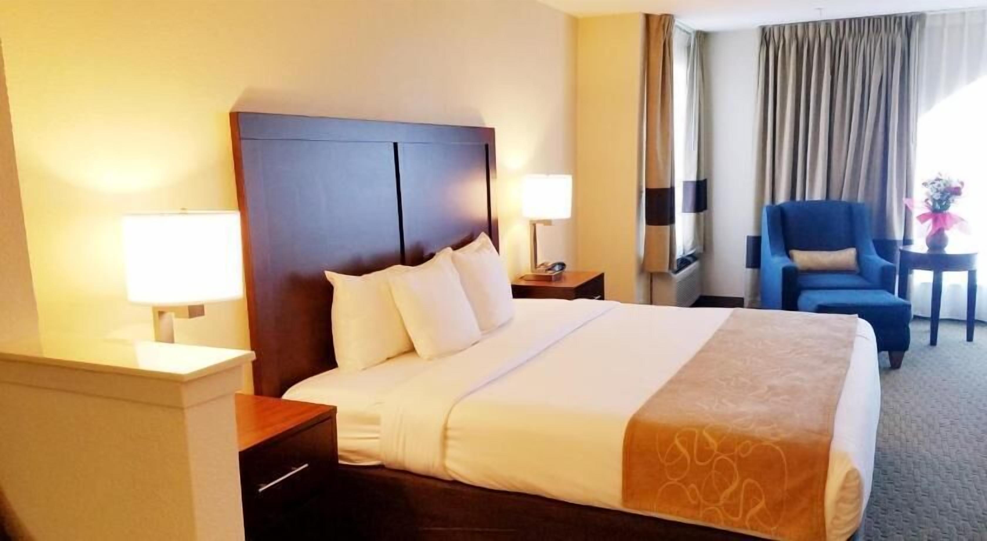 Ropa de cama de alta calidad y camas con pillow-top 